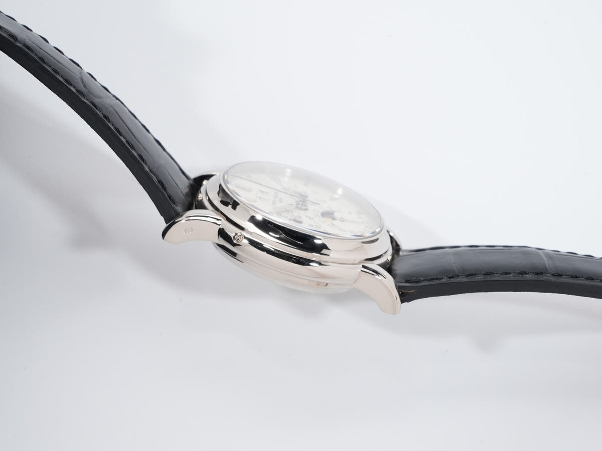 パテックフィリップ パーペチュアルカレンダー クロノグラフ Ref.3970EG-001 シルバー文字盤 中古 mhbhws2h