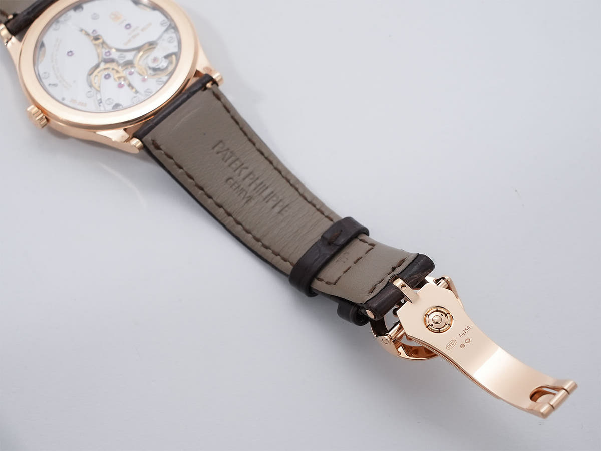 パテックフィリップ カラトラバ Ref.6119R-001 シルバー文字盤 中古 j5awgdoj