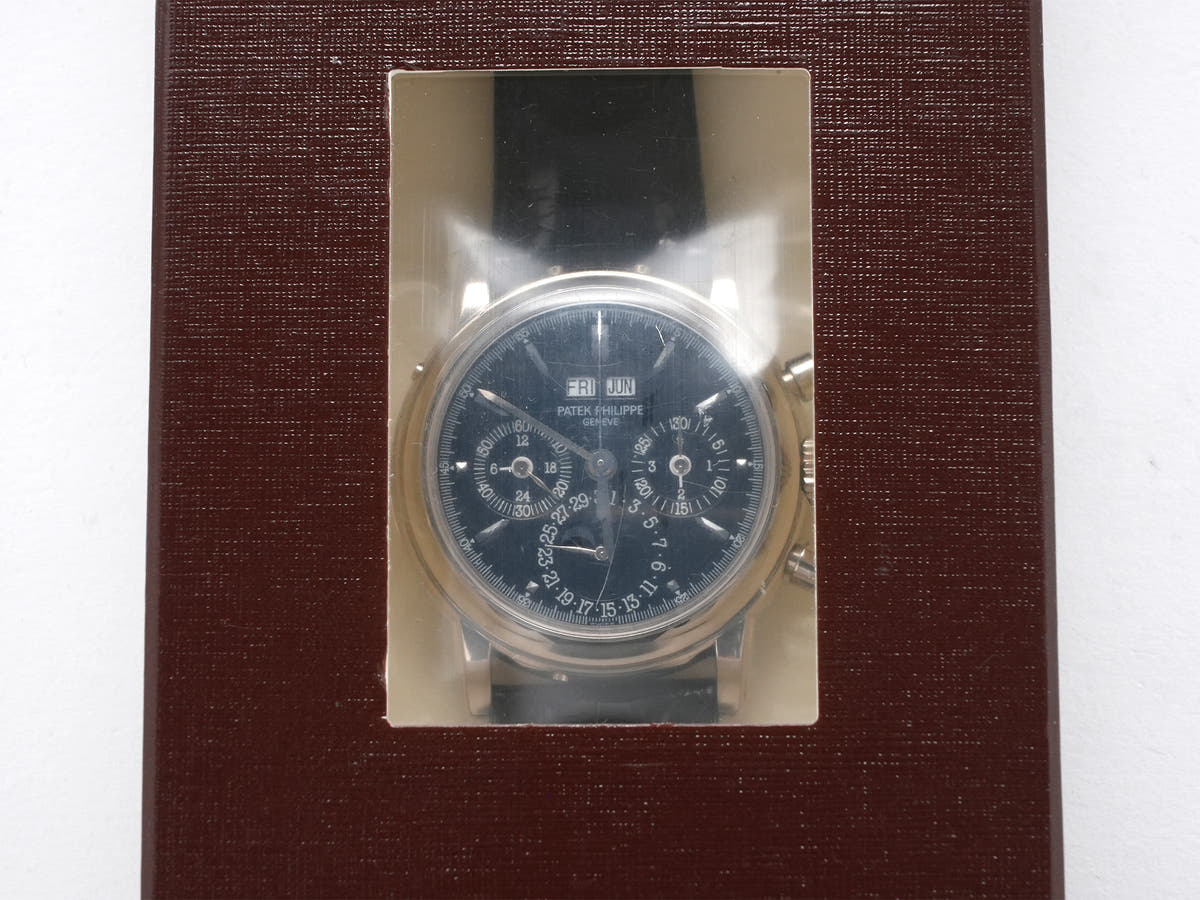 パテックフィリップ パーペチュアルカレンダー クロノグラフ Ref.3970EG-018 ブラック文字盤 デッドストック wiavttfb