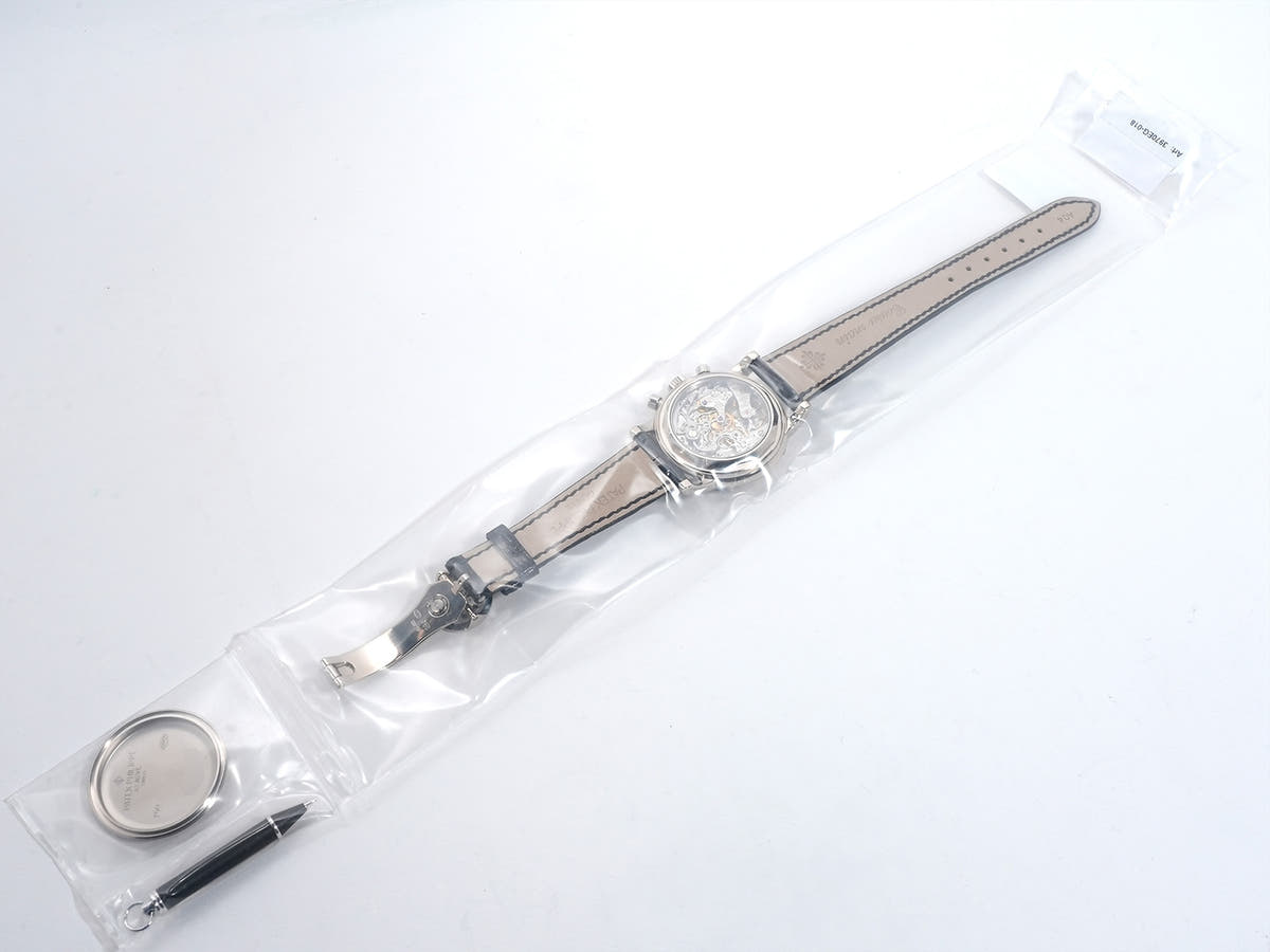 パテックフィリップ パーペチュアルカレンダー クロノグラフ Ref.3970EG-018 ブラック文字盤 デッドストック wiavttfb