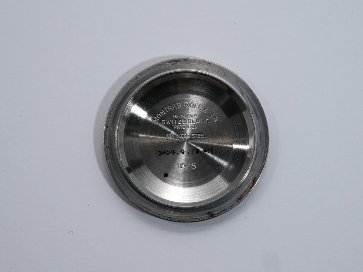 ロレックス GMTマスター Ref.1675 ブラック文字盤 中古 qguu4hea