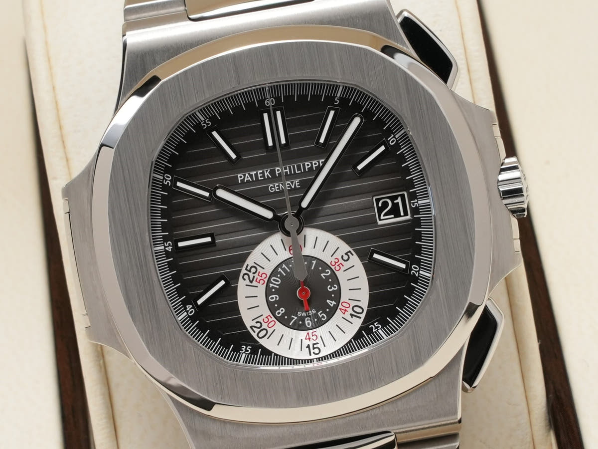 パテックフィリップ ノーチラス クロノグラフ Ref.5980/1A-014 ブラック文字盤 美中古 q4wu2vk6