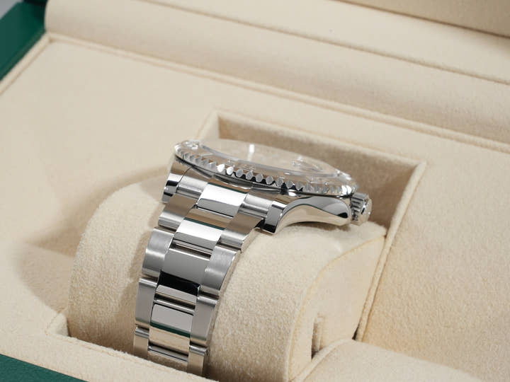 Rolex Yacht-Master 40 Ref. 126622 Stainless Steel/Platinum Slate Dial