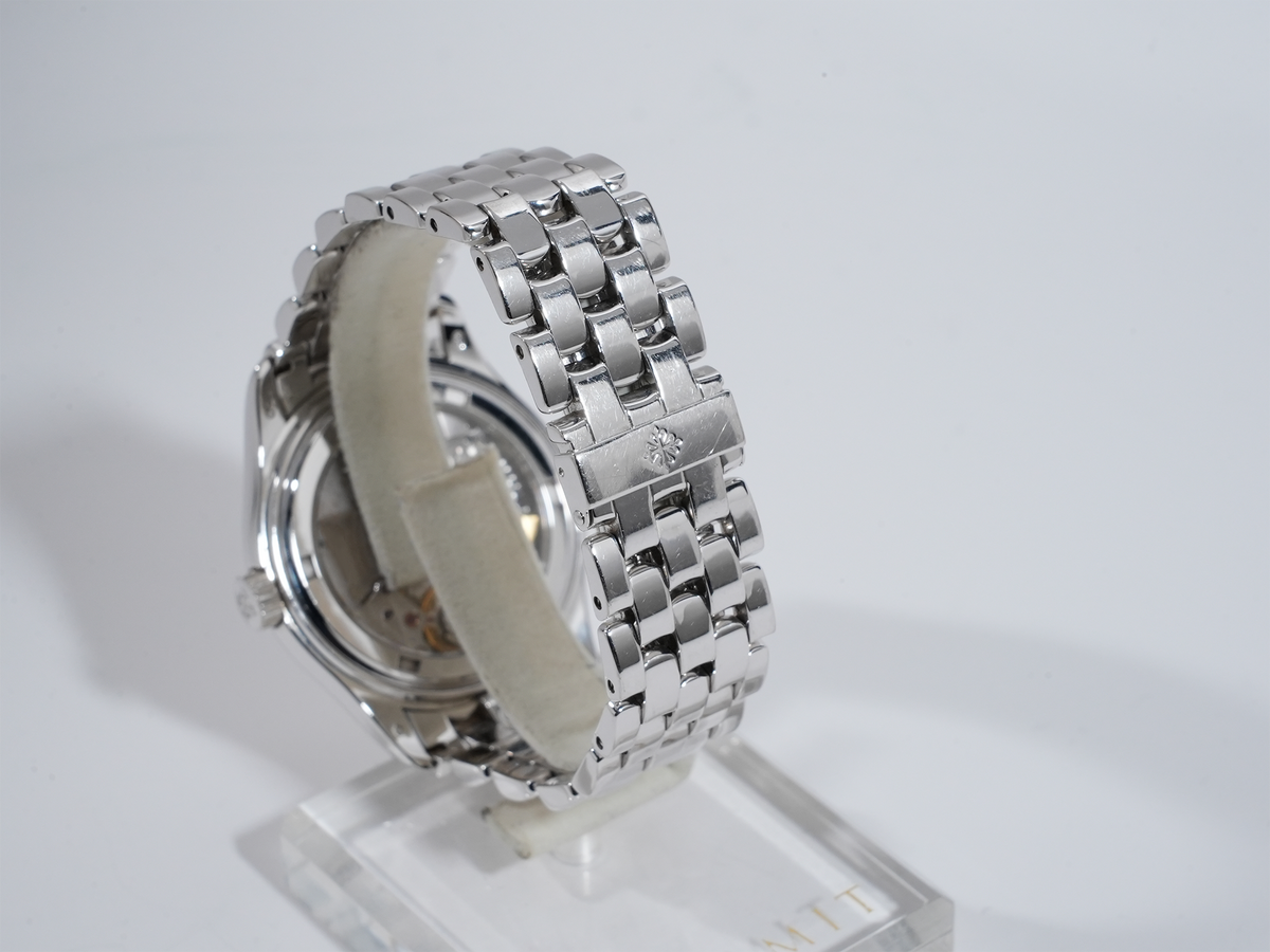 パテックフィリップ パーペチュアルカレンダー Ref.5136/1G-001 シルバー文字盤 中古 a76nsox9