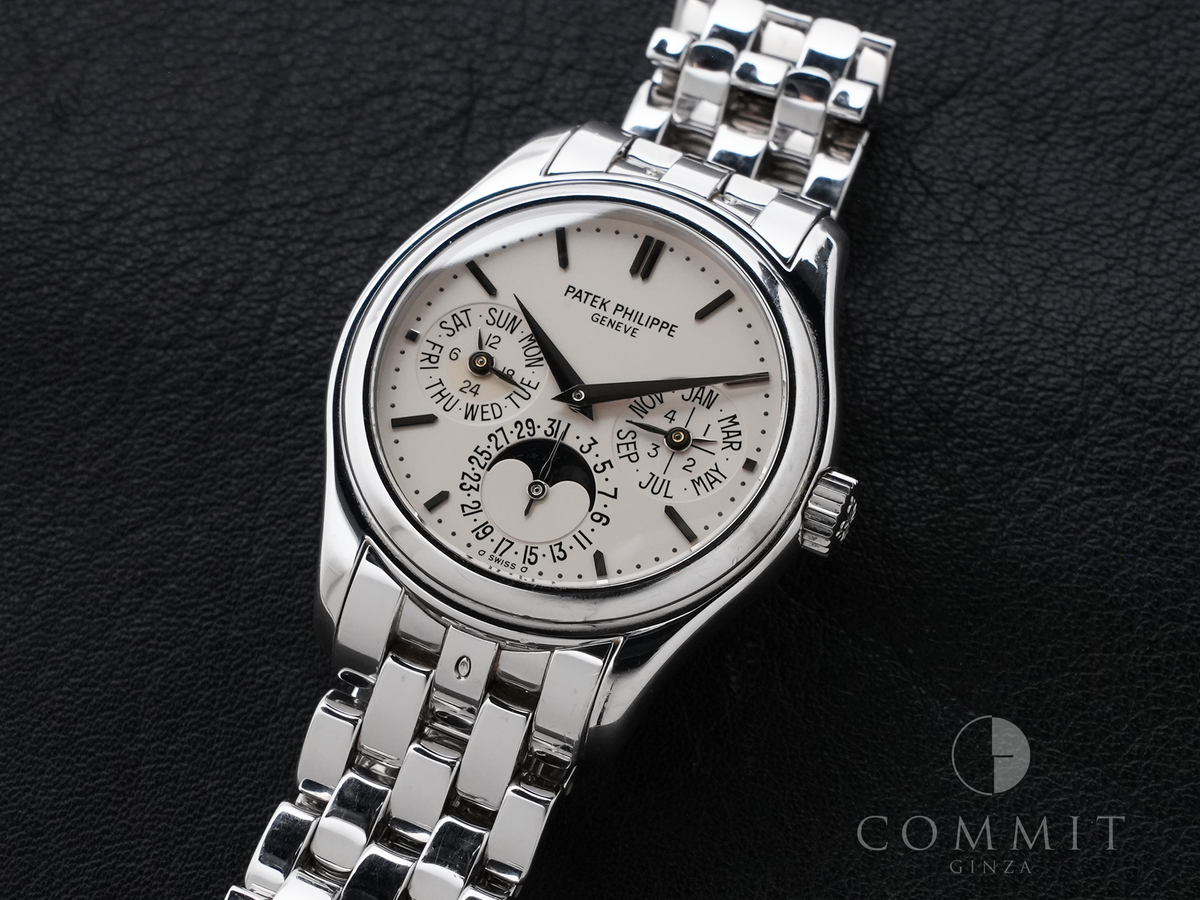 パテックフィリップ パーペチュアルカレンダー Ref.5136/1G-001 シルバー文字盤 中古 a76nsox9