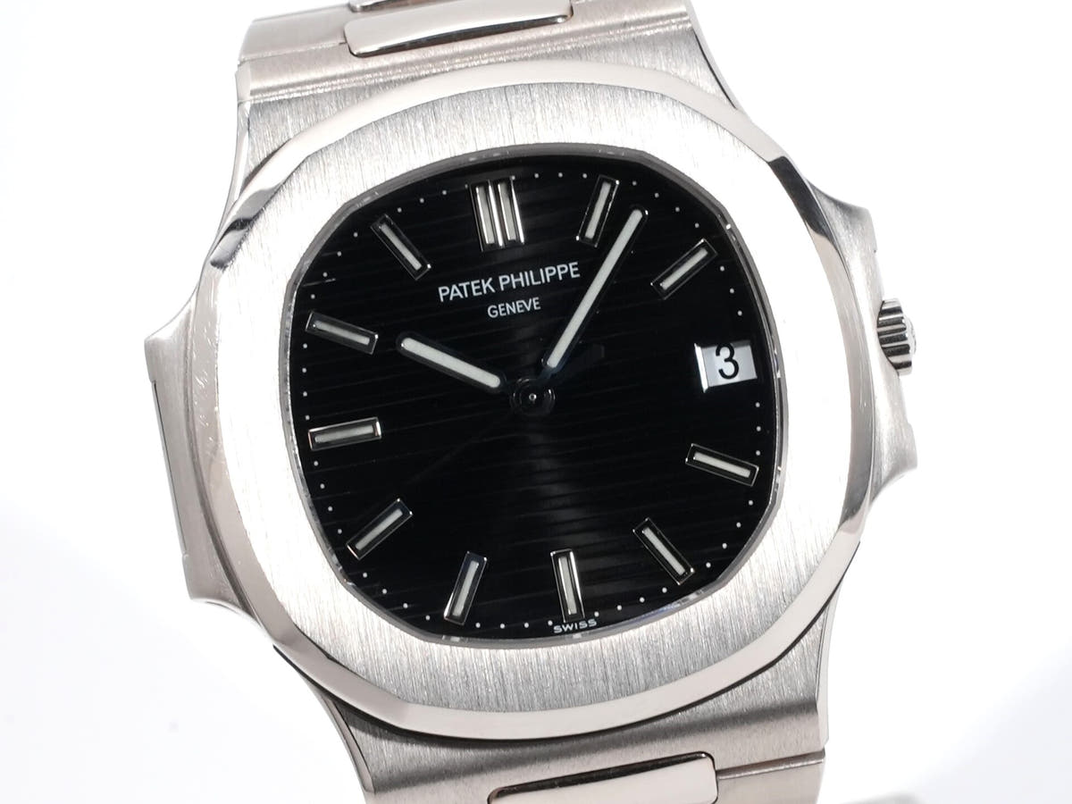 パテックフィリップ ノーチラス Ref.3711/1G-001 ブラック文字盤 中古 amftxyun