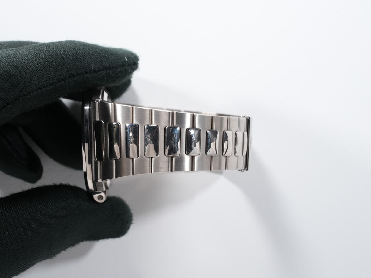 パテックフィリップ ノーチラス Ref.3711/1G-001 ブラック文字盤 中古 amftxyun