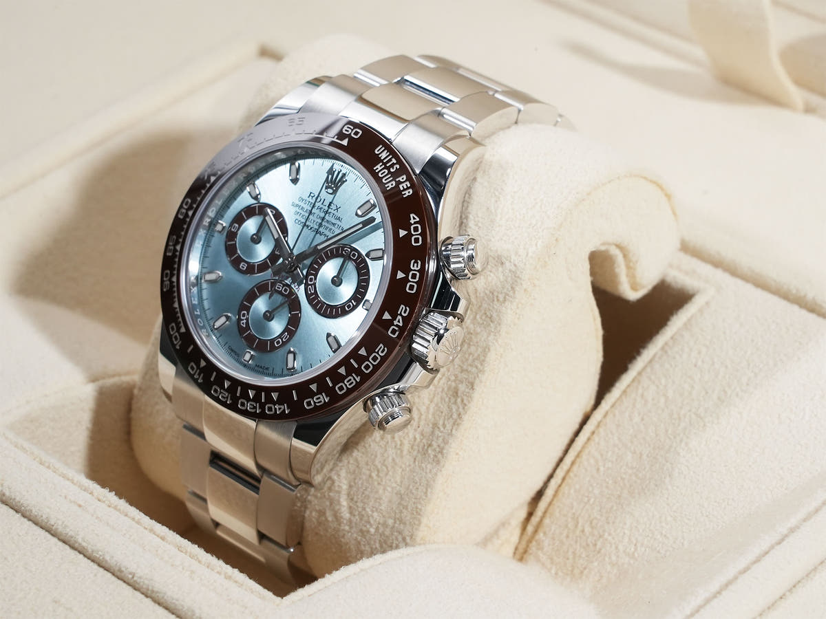 ロレックス デイトナ Ref.116506 アイスブルー文字盤 中古 emzubmhs