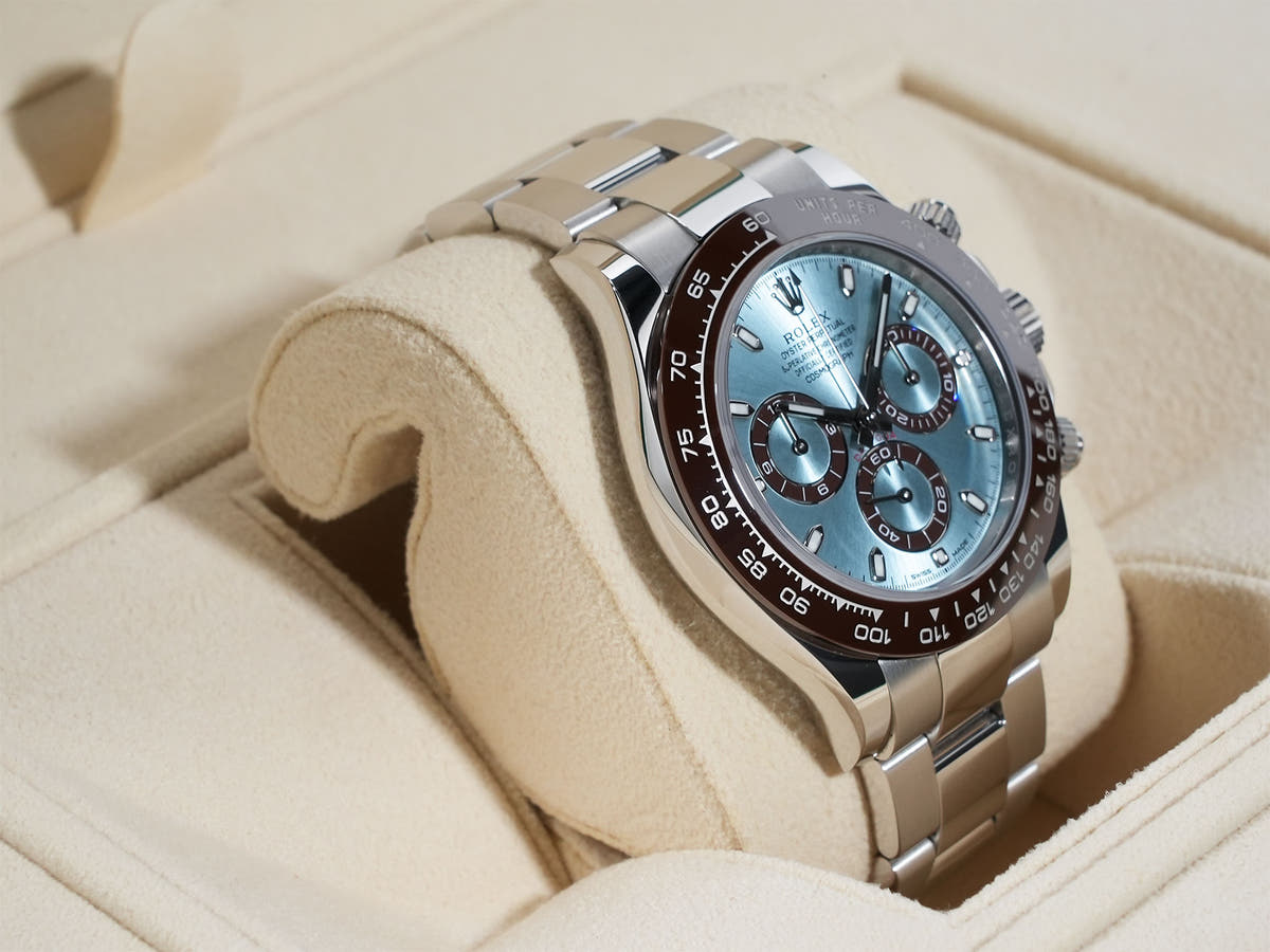 ロレックス デイトナ Ref.116506 アイスブルー文字盤 中古 emzubmhs