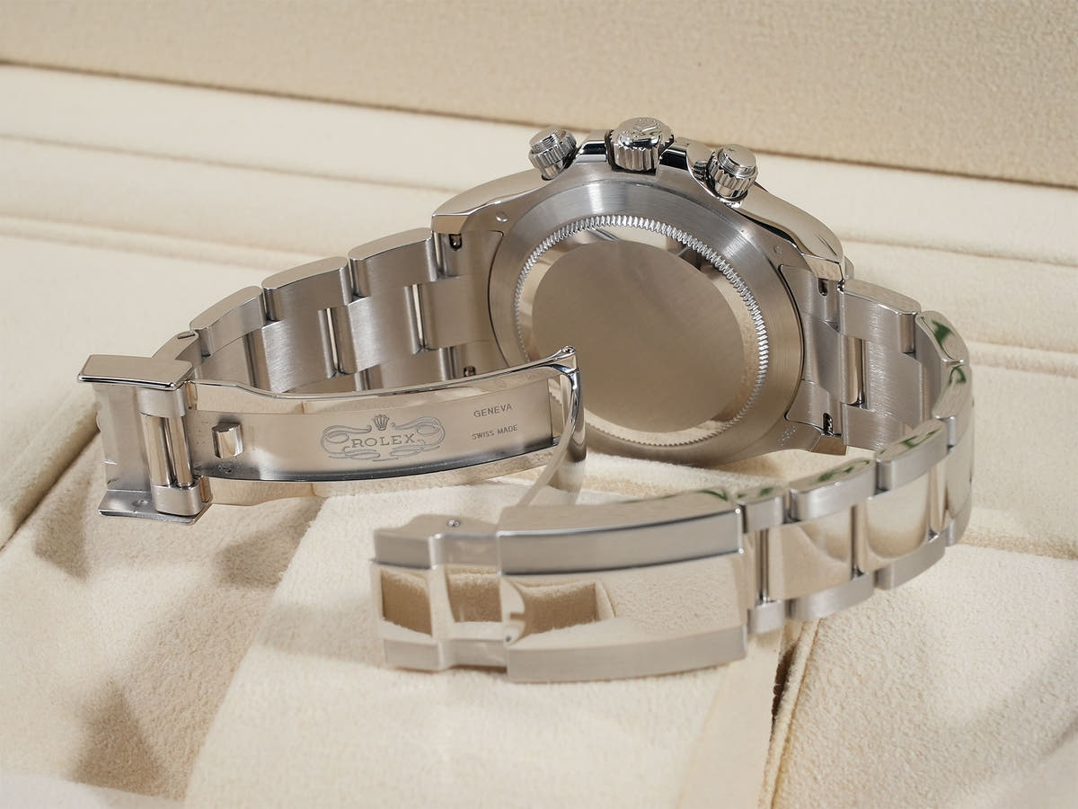 ロレックス デイトナ Ref.116506 アイスブルー文字盤 中古 emzubmhs