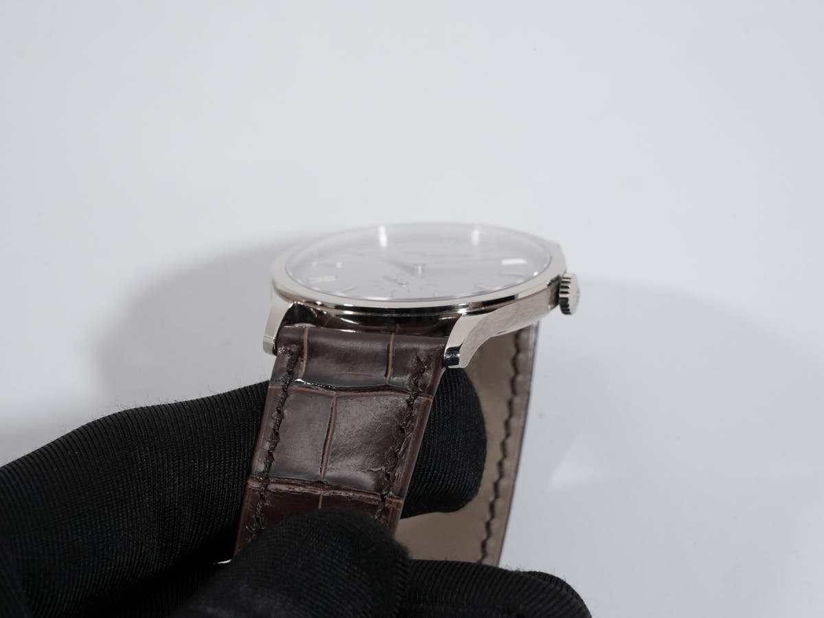 パテックフィリップ カラトラバ Ref.5196G-001 シルバー文字盤 中古 scwqcrxs