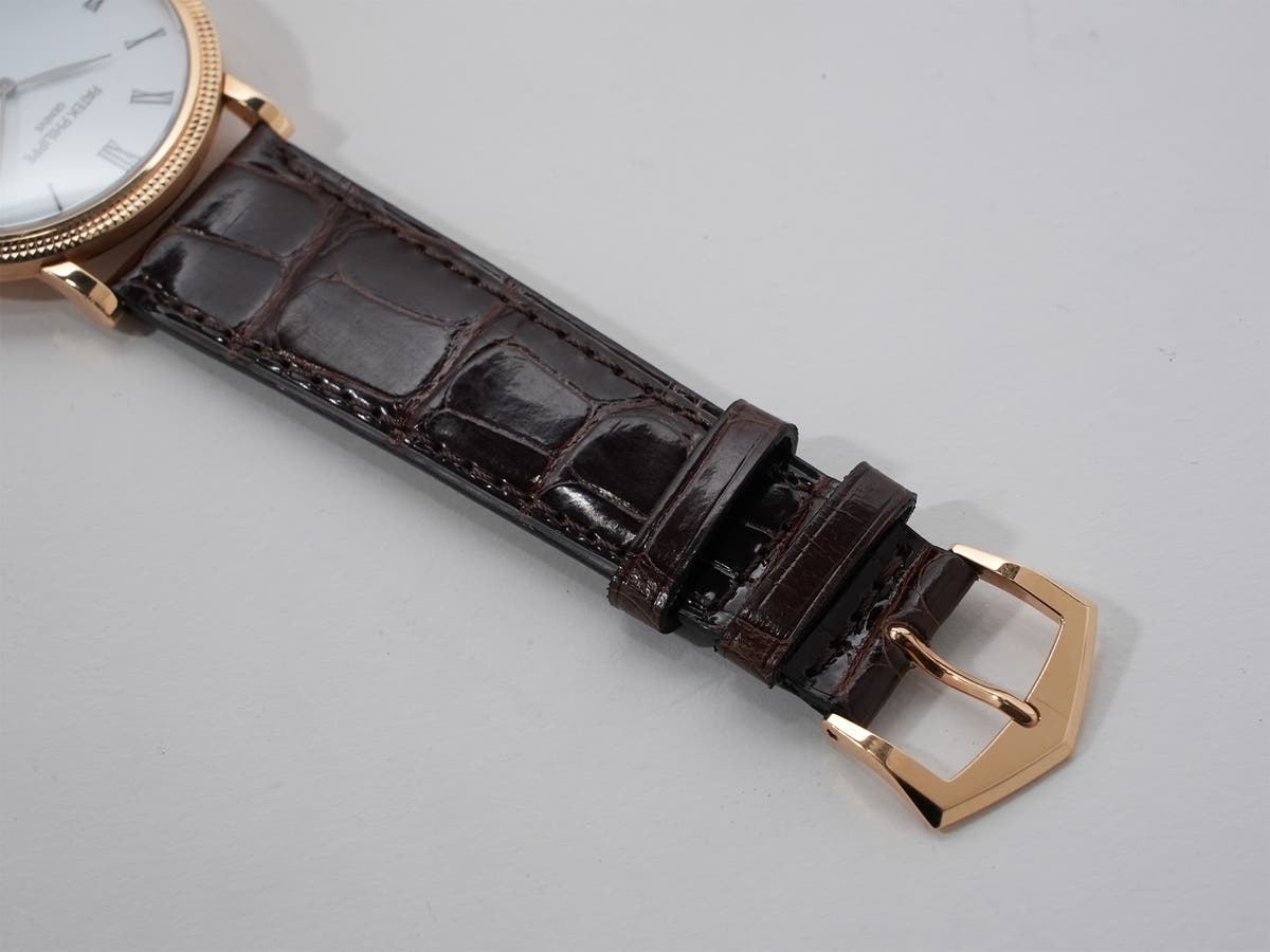 パテックフィリップ カラトラバ Ref.5119R-001 ホワイト文字盤 中古 2hs4gg6w