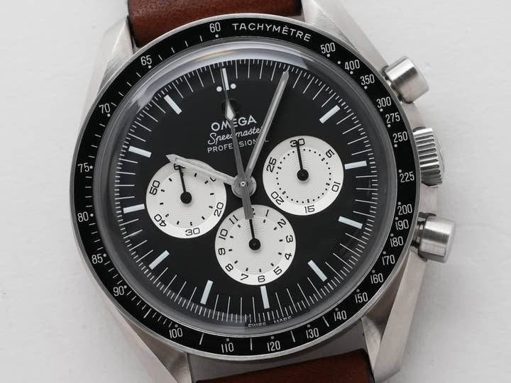 オメガ スピードマスター スピーディ チューズデー Ref.311.32.42.30.01.001 ブラック文字盤 美中古 akpy9afr