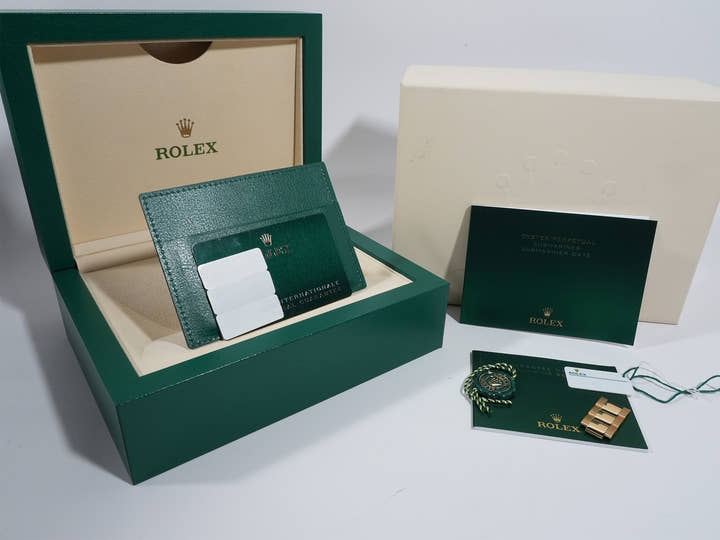 Rolex Submariner Date Ref. 126618LB Yellow Gold Blue Dial