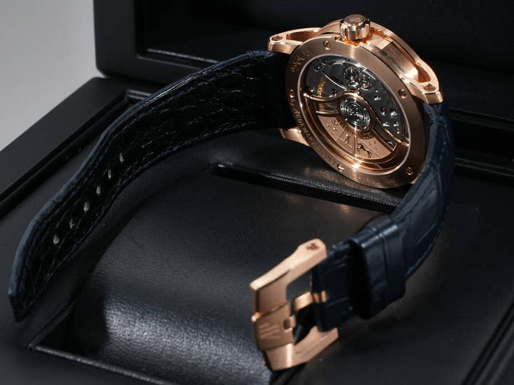 Audemars Piguet CODE 11.59 by Audemars Piguet Ref. 15210OR.OO.A028CR.01 Pink Gold Smoked Blue Lacquer Dial