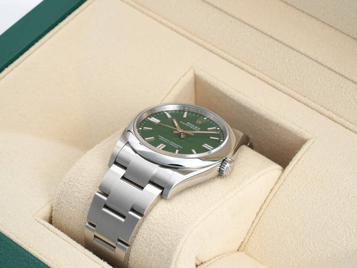 ロレックス オイスターパーペチュアル36 Ref.126000 ステンレススチール グリーン文字盤