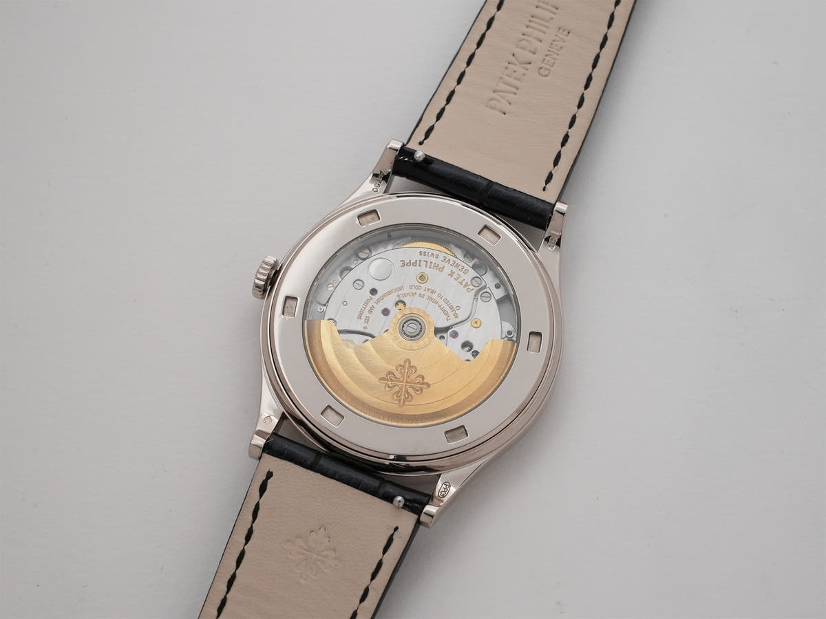 パテックフィリップ カラトラバ Ref.5296G-001 18KWG シルバー文字盤 中古 4x9sf5jg