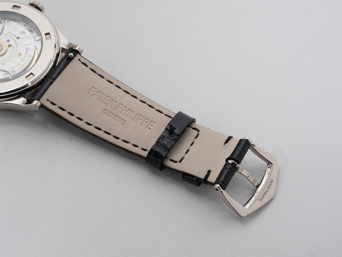 パテックフィリップ カラトラバ Ref.5296G-001 18KWG シルバー文字盤 中古 4x9sf5jg