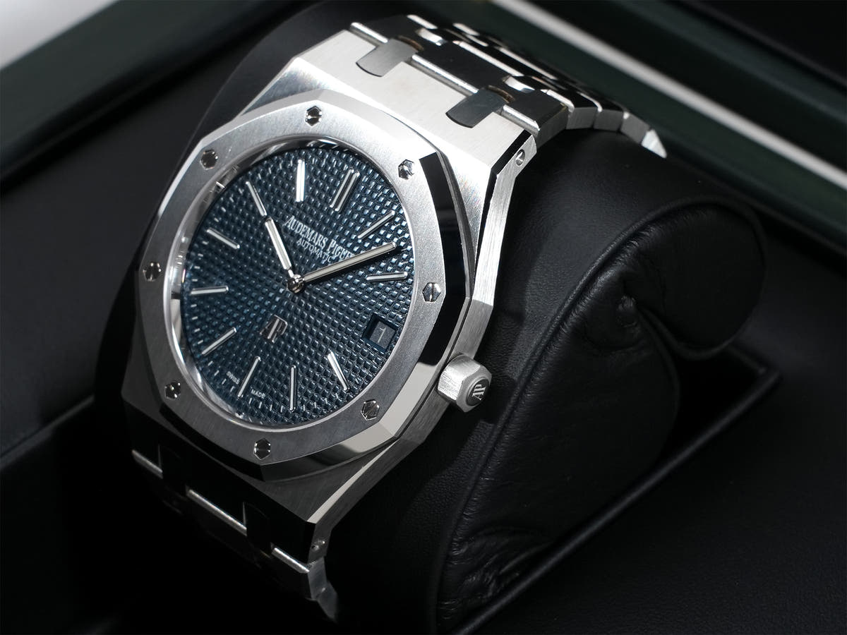 Audemars Piguet Royal Oak Jumbo Extra Thin 50th Anniversary Ref.16202ST.OO.1240ST.01 Night Blue Dial Unused mmpoxfq8