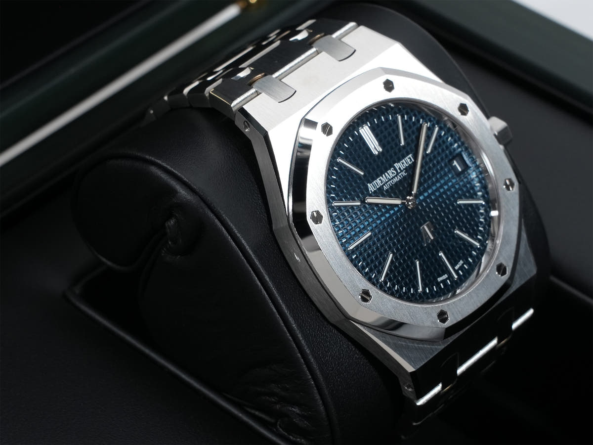 Audemars Piguet Royal Oak Jumbo Extra Thin 50th Anniversary Ref.16202ST.OO.1240ST.01 Night Blue Dial Unused mmpoxfq8