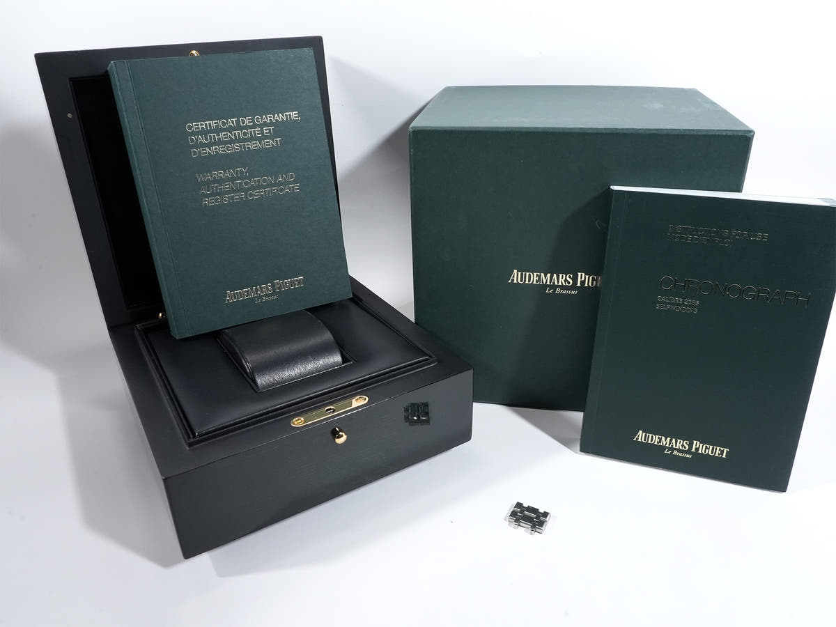 オーデマピゲ ロイヤルオーク クロノグラフ Ref.26331ST.OO.1220ST.01 ブルー文字盤 中古 mp3yk5ud