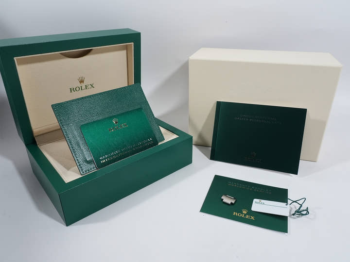 Rolex Oyster Perpetual 36 Ref. 126000 Stainless Steel Turquoise Dial