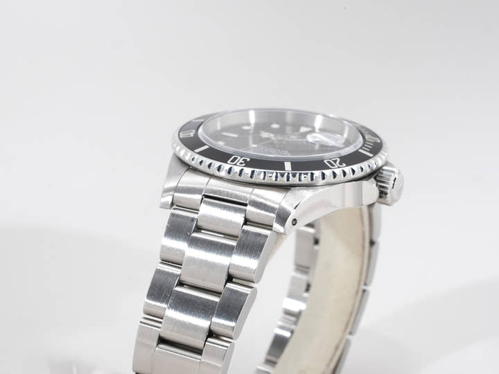 Rolex Submariner Date Ref. 16610 Stainless Steel Black Dial