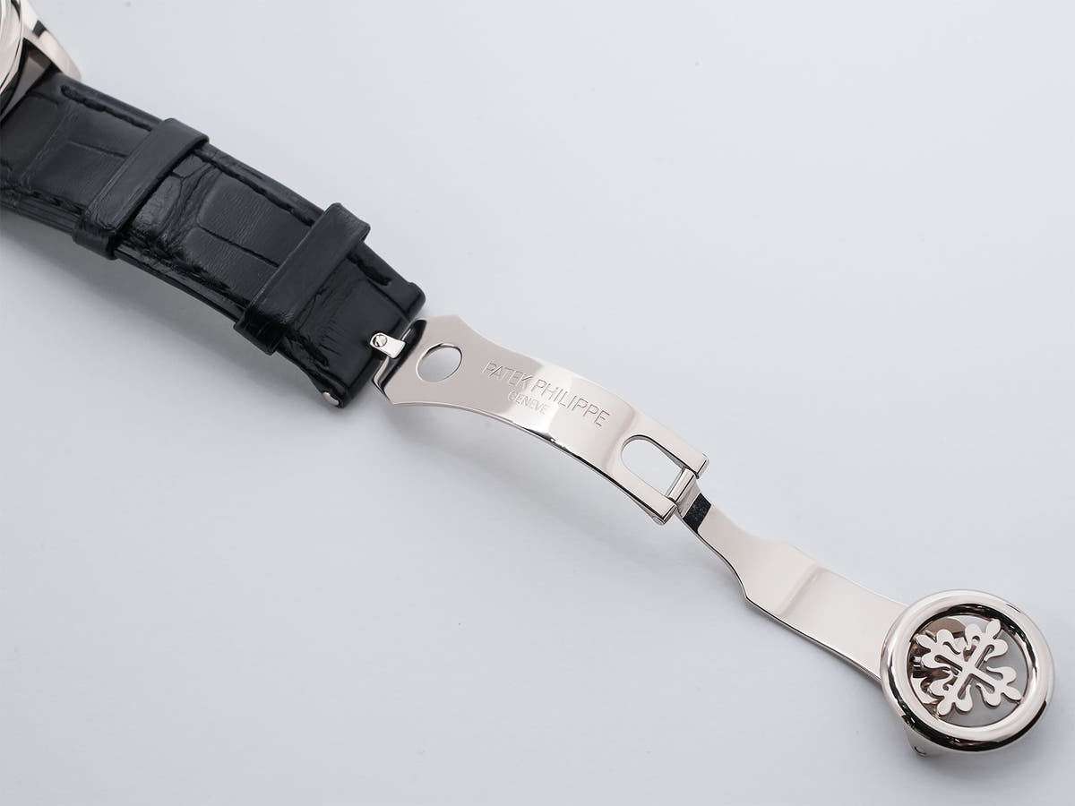 パテックフィリップ カラトラバ Ref.5227G-010 ブラック文字盤 美中古 c2gb6qo3