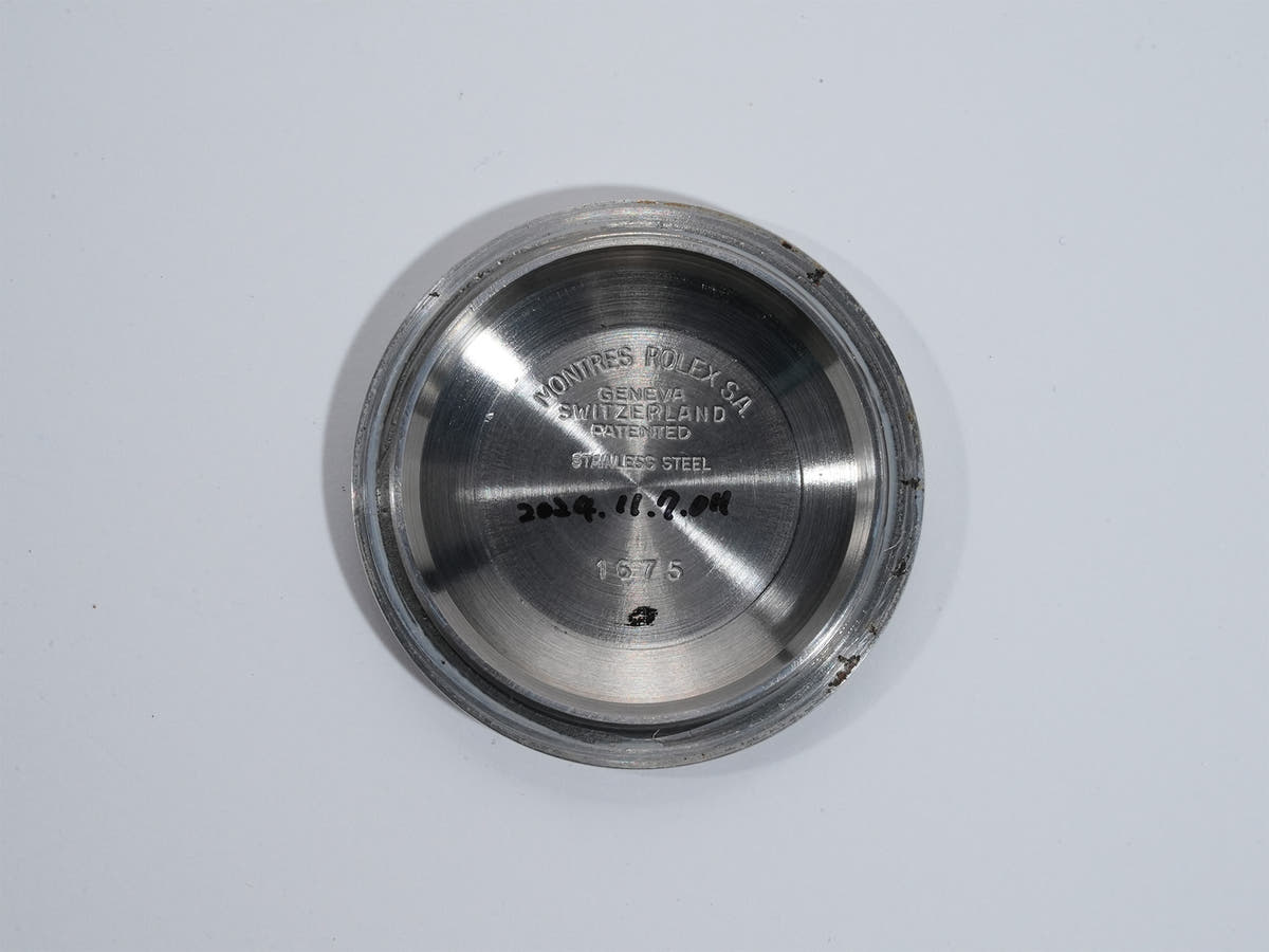 ロレックス GMTマスター Ref.1675 ブラック文字盤 中古 kfyxfib3
