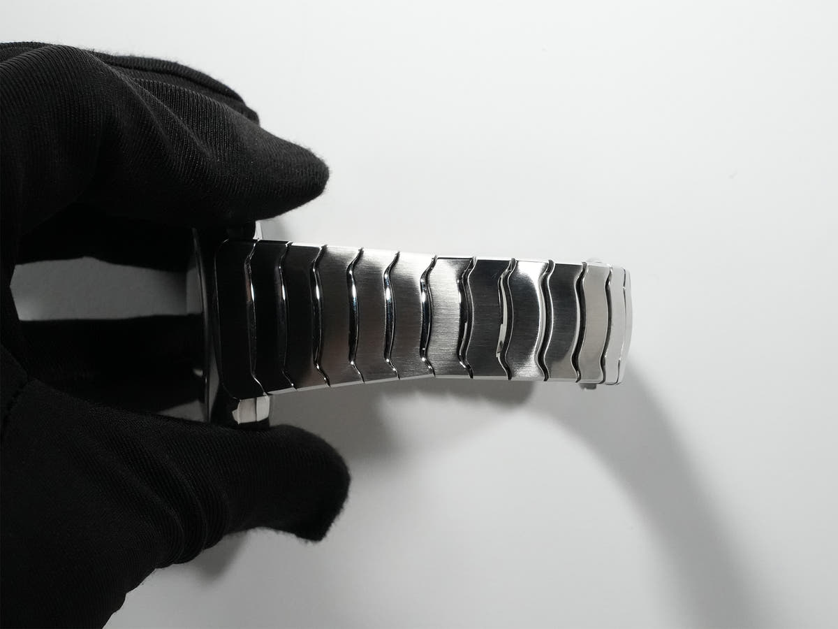 H.モーザー ストリームライナー センターセコンド Ref.6200-1200 マトリックスグリーンフュメ文字盤 美中古 82c76edr