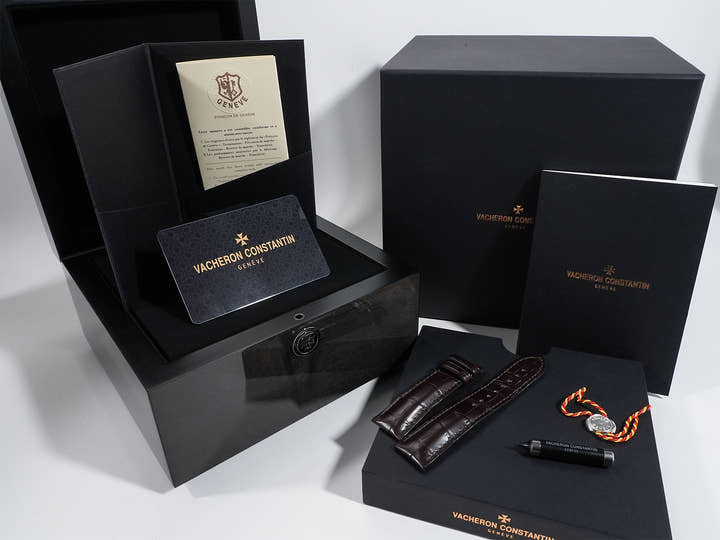 ヴァシュロンコンスタンタン フィフティーシックス コンプリートカレンダー Ref.4000E/000R-B438 シルバー文字盤 中古 crfvnawz