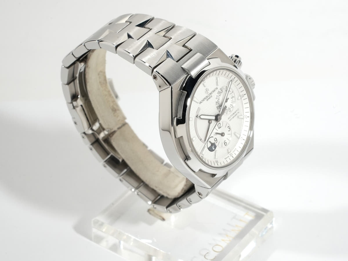 Vacheron Constantin Overseas Dual Time Ref. 47450/B01A-9226 SS Silver Dial, Pre-owned (Excellent Condition)  8uq9n4pa