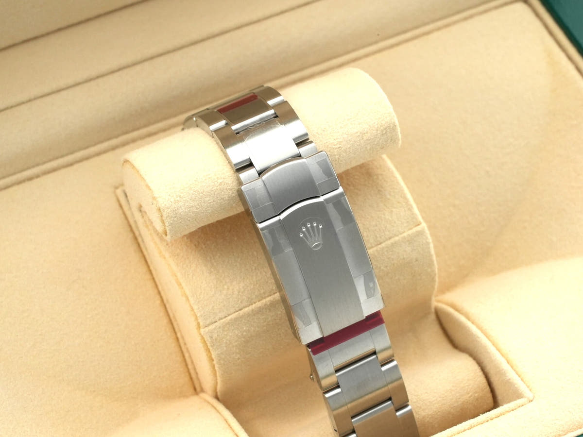 ロレックス エアキング Ref.116900 ブラック文字盤 未使用 o97muhm7