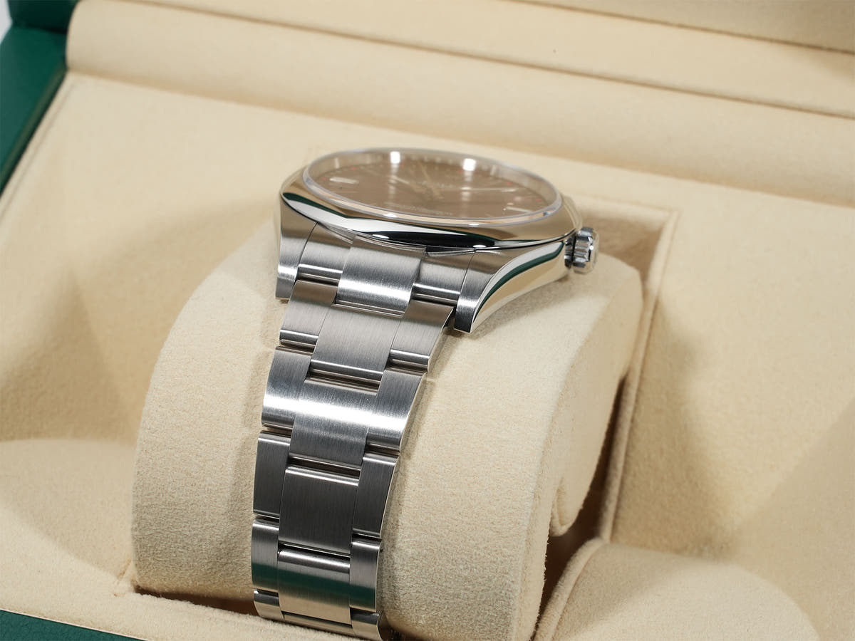 ロレックス オイスターパーペチュアル Ref.114300 レッドグレープ文字盤 極美品 wy577xm4