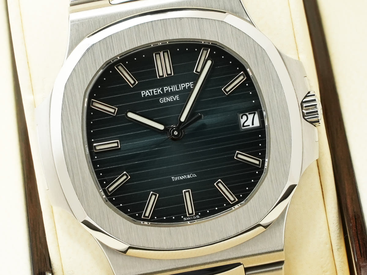 パテックフィリップ ノーチラス TIFFANY&CO. Ref.5711/1A-010 ブルー文字盤 美中古 ncpa2noj