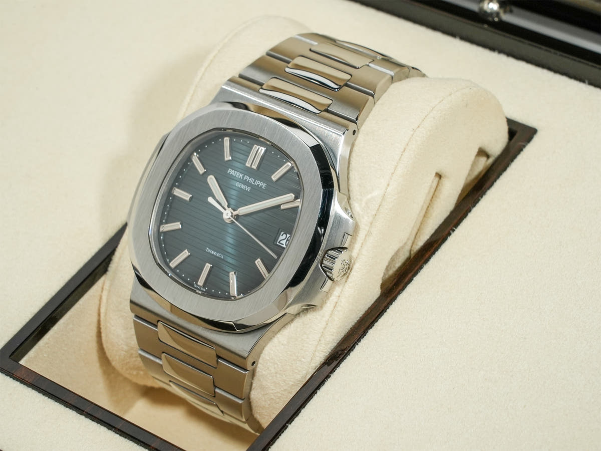 パテックフィリップ ノーチラス TIFFANY&CO. Ref.5711/1A-010 ブルー文字盤 美中古 ncpa2noj