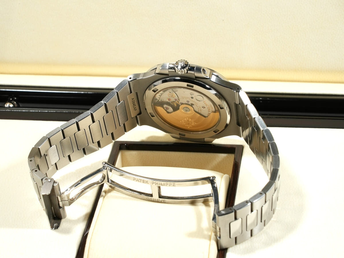 パテックフィリップ ノーチラス TIFFANY&CO. Ref.5711/1A-010 ブルー文字盤 美中古 ncpa2noj