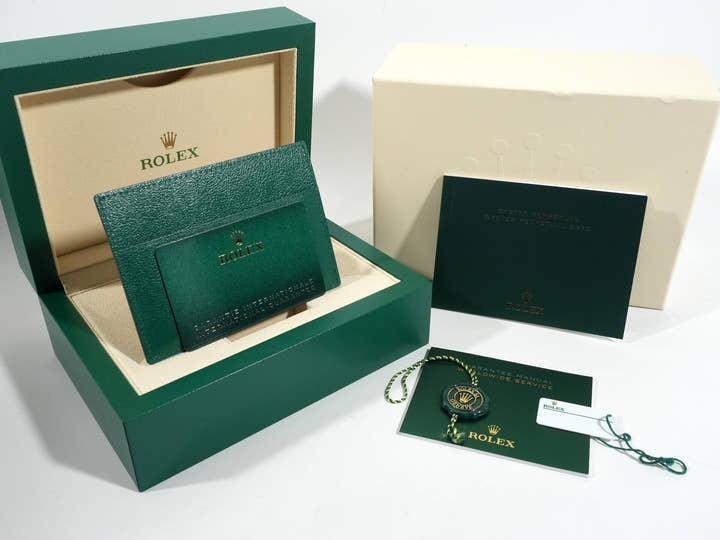 ロレックス オイスターパーペチュアル41 Ref.124300 ステンレススチール ターコイズ文字盤