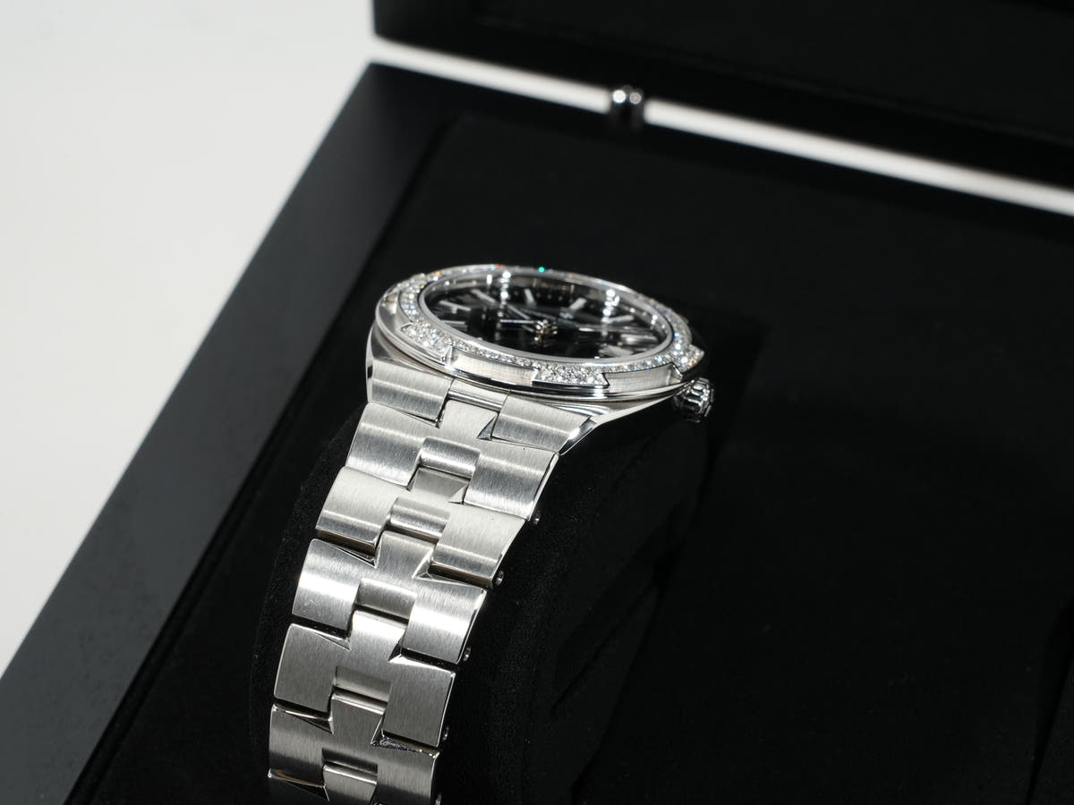 Vacheron Constantin Overseas Quartz Ref.1205V/100A-B591 Black Dial Good Condition qa8h8q2j
