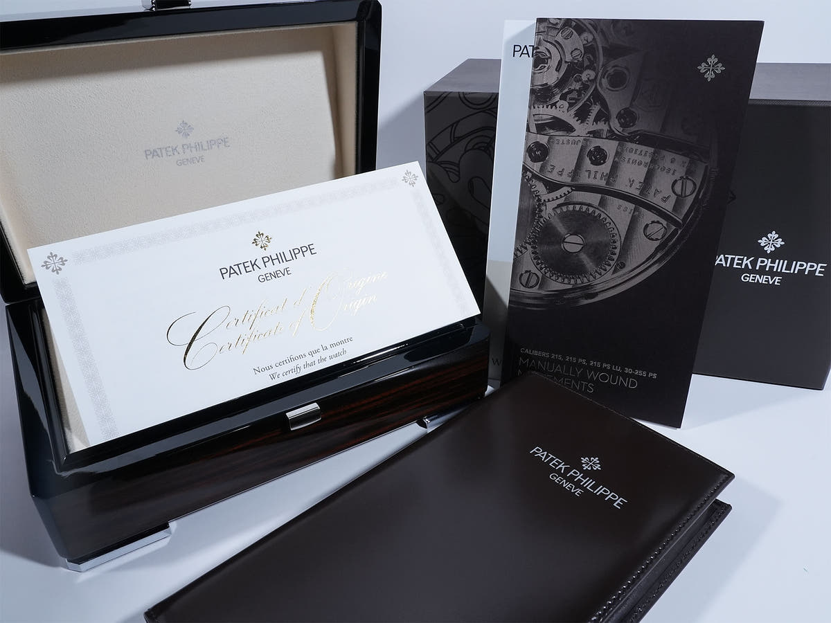 Patek Philippe Calatrava Ref.6119G-001 18KWG Grey Dial Unused fei7abhb