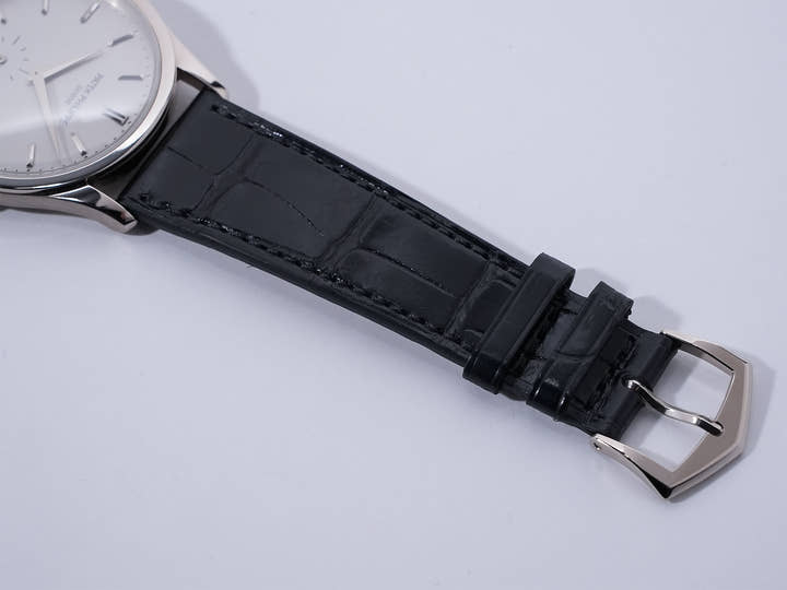Patek Philippe Calatrava Ref.5196G-001 Silver Dial Used j425irz9