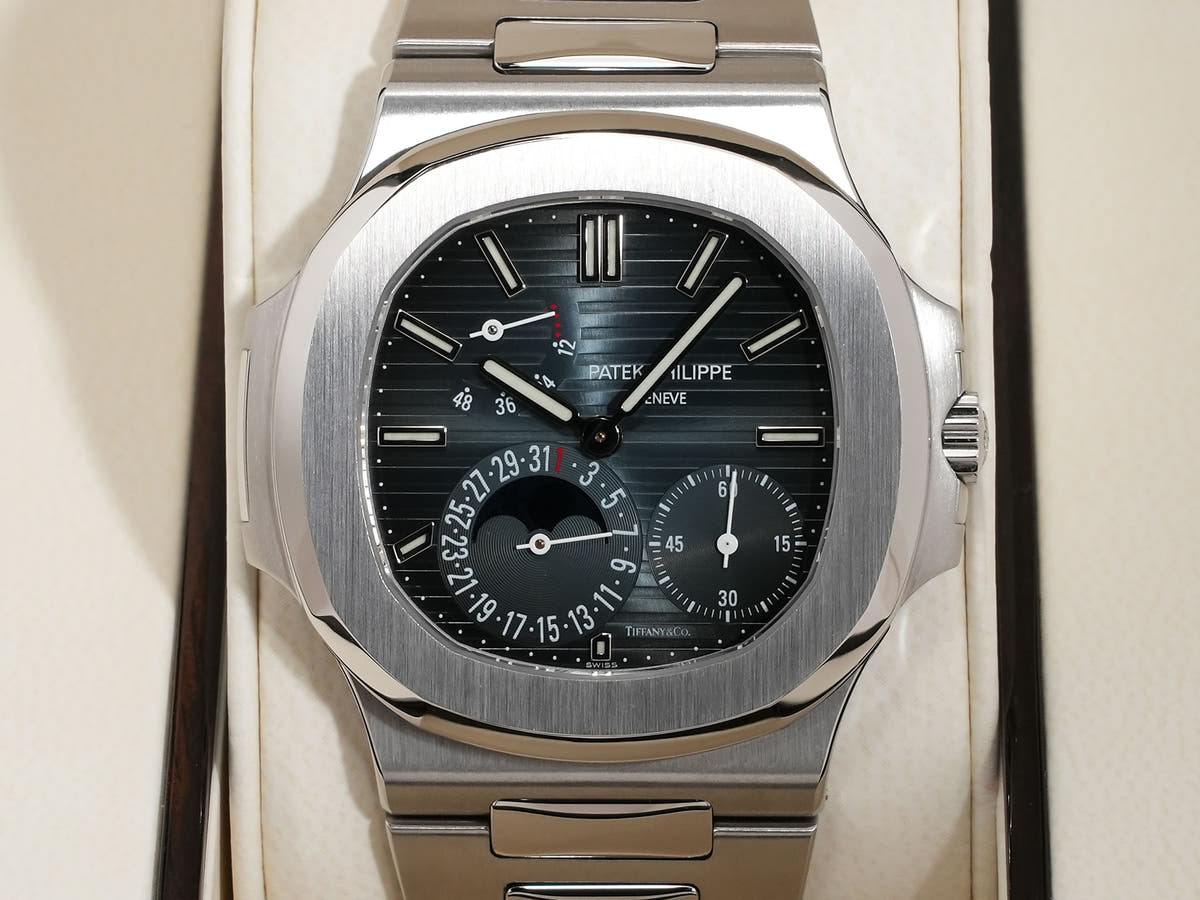 パテックフィリップ ノーチラス プチコンプリケーション TIFFANY&CO. Ref.5712/1A-001 ブルー文字盤 美中古 8ww87jg2