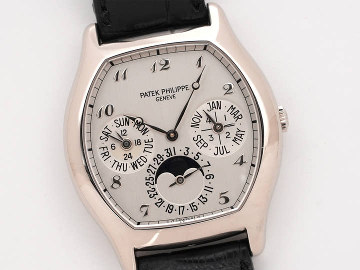 パテックフィリップ パーペチュアルカレンダー Ref.5040G-018 ホワイトゴールド シルバー文字盤