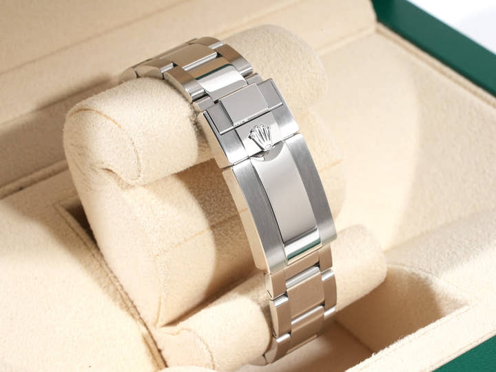 Rolex GMT Master II Ref.126710BLNR Black Dial Unused vrejopwx