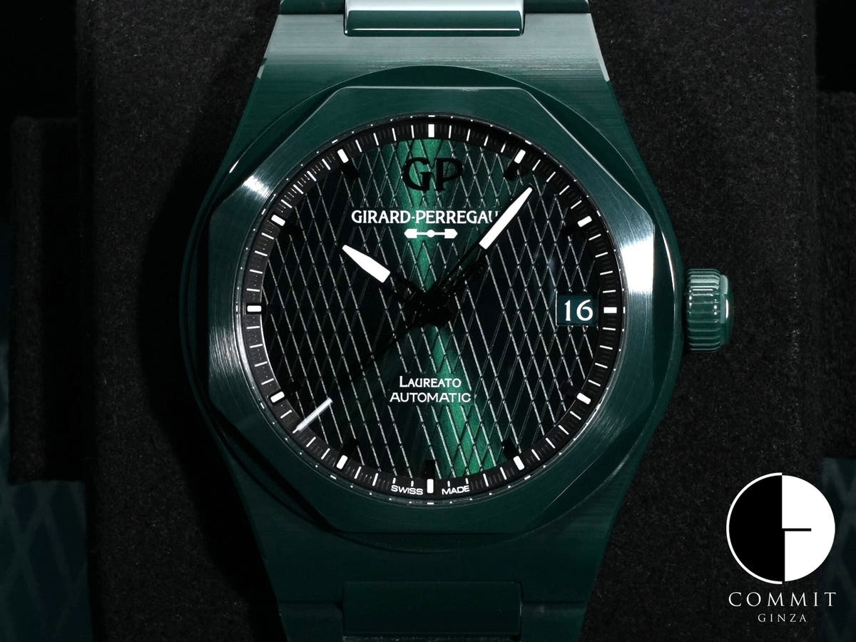 Girard-Perregaux Laureato 42 MM Green Ceramic Aston Martin Edition Ref.81010-32-3081-1CX GREEN CERAMIC Green Dial Unused updwxip4