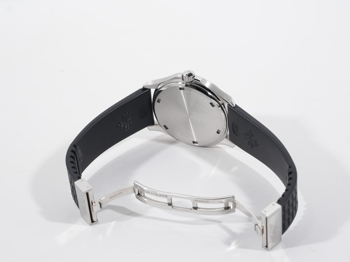 パテックフィリップ アクアノート Ref.5064A-001 ブラック文字盤 中古 6st9h4bp
