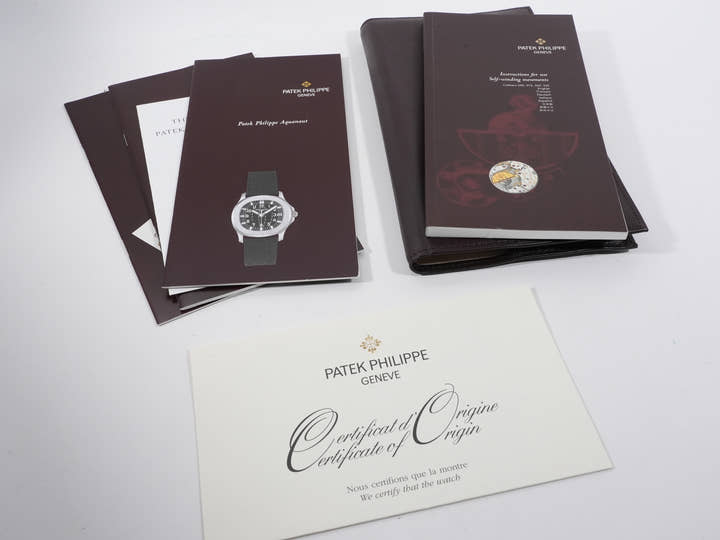 パテックフィリップ アクアノート Ref.5064A-001 ステンレススチール ブラック文字盤