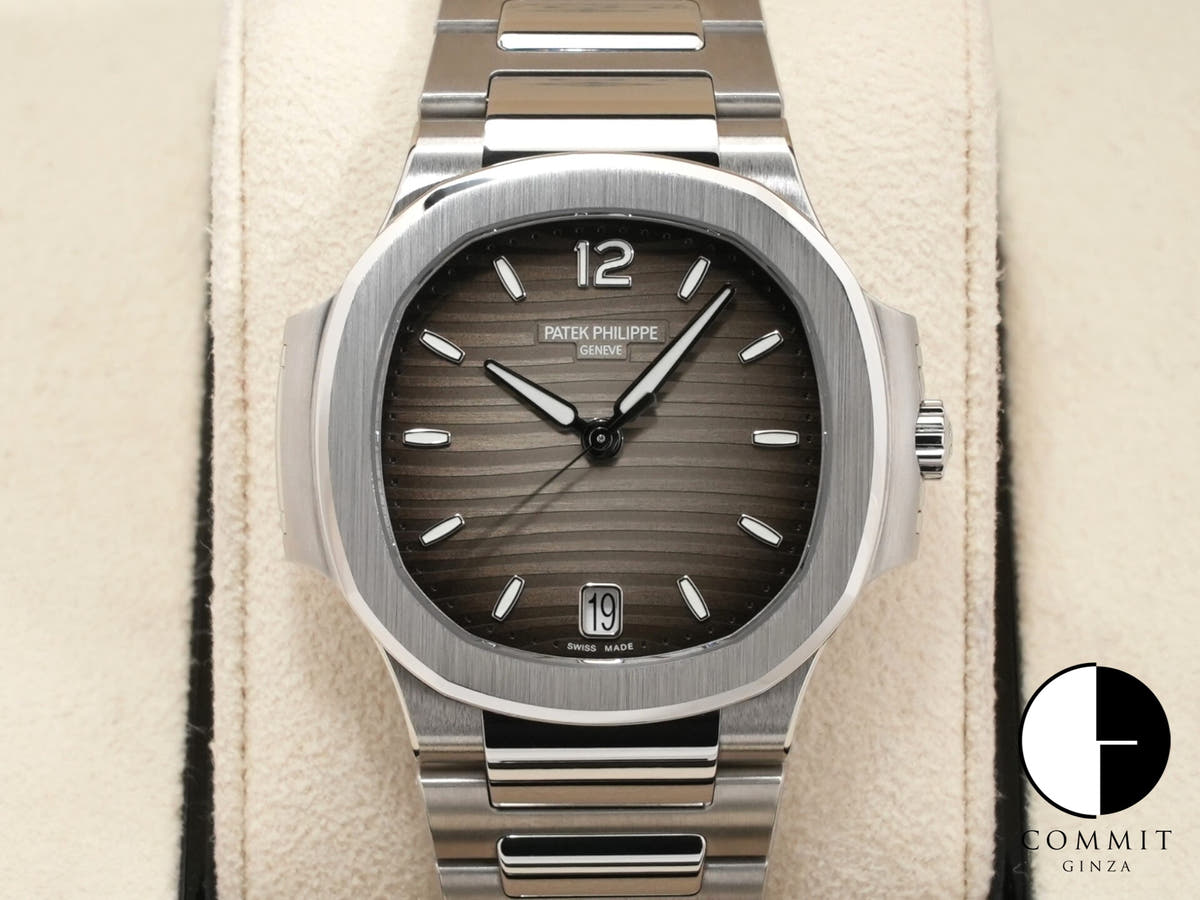 パテックフィリップ ノーチラス Ref.7118/1A-011 スモークグレー文字盤 美品 f57igmza