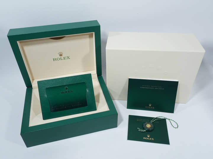 Rolex Daytona Ref. 126518LN Yellow Gold Golden x Bright Black Dial