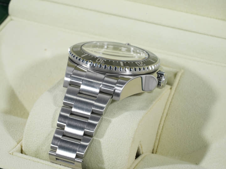 Rolex Sea-Dweller Deep Sea Ref.116660 Black Dial Good Condition uwofryob